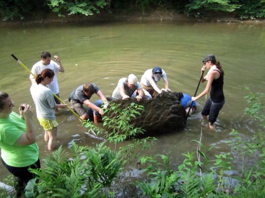 A vein-popping boulder. Photo courtesy of Lauren Augustine.